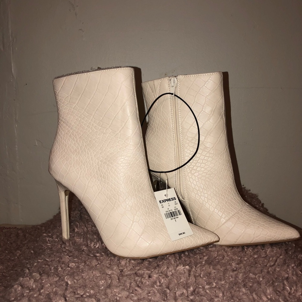 Express Booties NEW